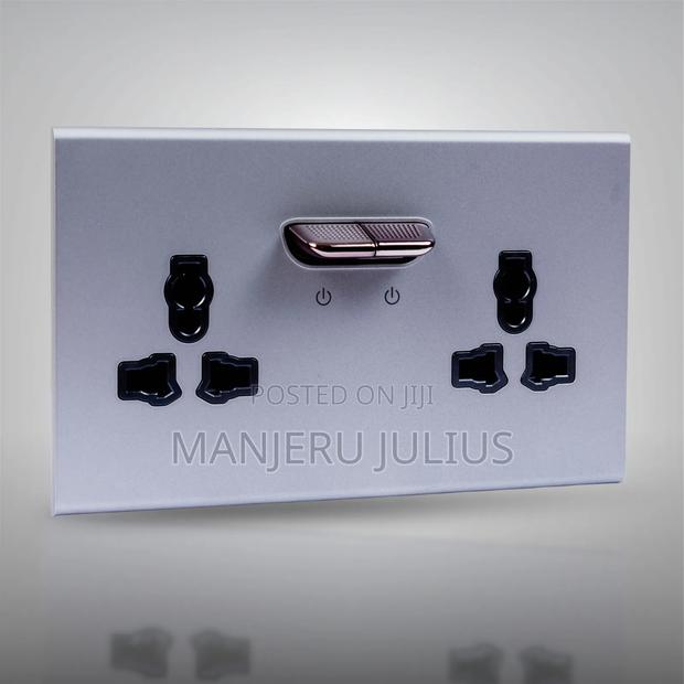 Rocker Twin Socket - main view