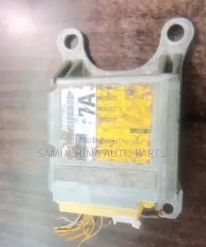 SRS Unit/ Airbag Computer Toyota Axio 141