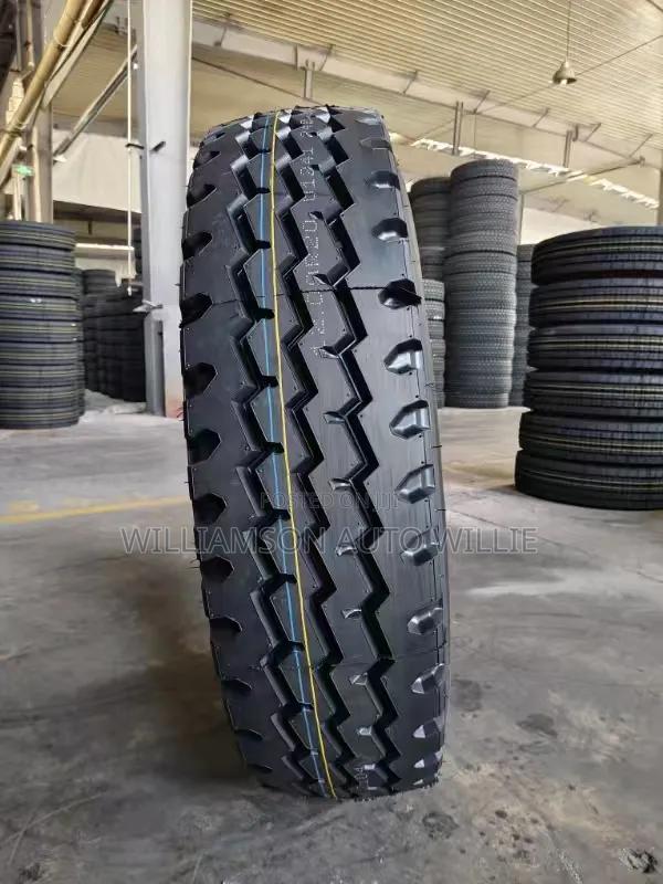 315/80r22.5 Tyre