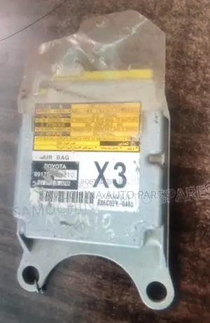 SRS Unit/Airbag Computer Toyota Premio 240
