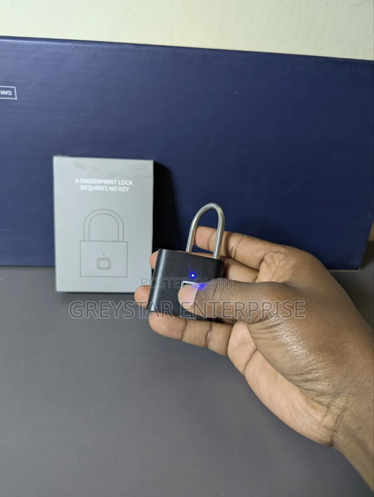 Waterproof Rechargeable Smart Padlock Fingerprint Unlock
