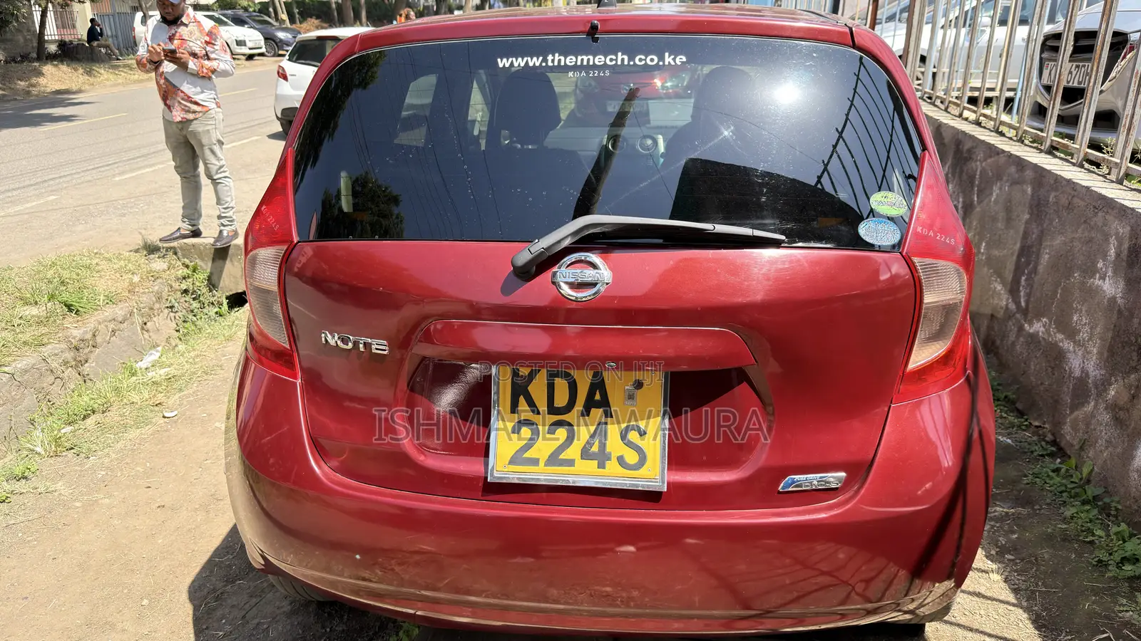 Nissan Note 1.2 Petrol 2013 Maroon