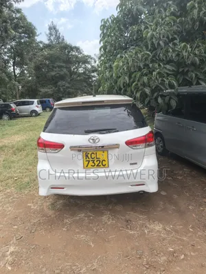 Toyota Wish 2010 White