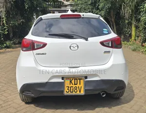 Mazda Demio 2018 White