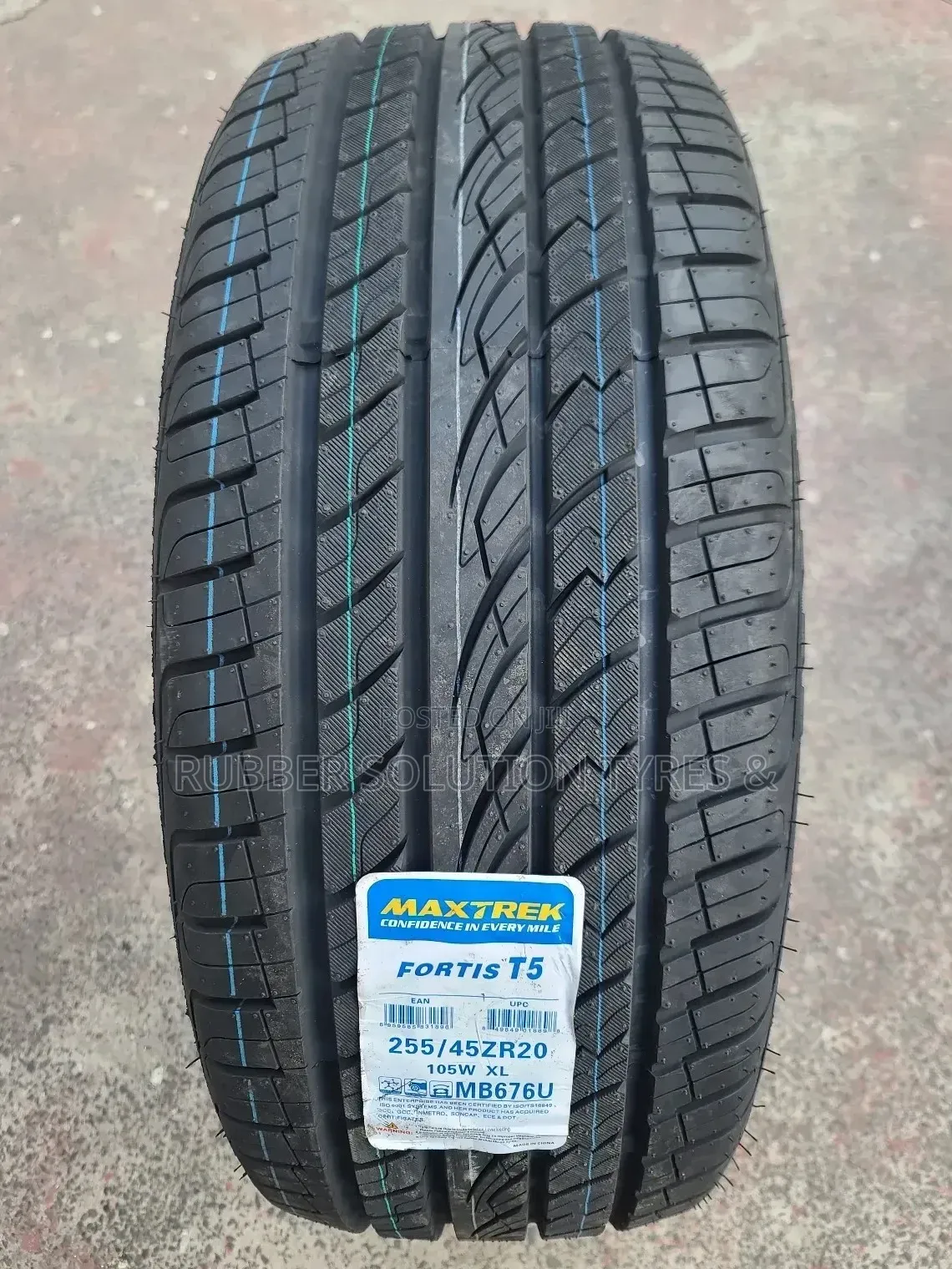 255/45 R20 Maxtrek Tyres 105 W X/L Fortis T5
