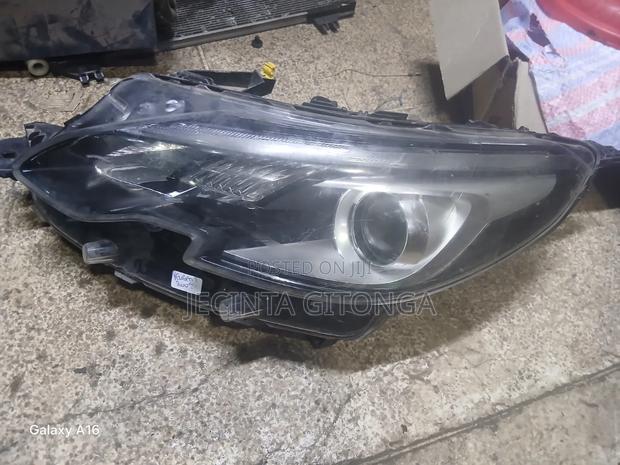Peugeot 2008 Headlight - thumbnail 2
