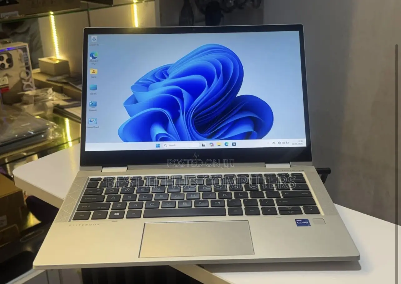 Laptop HP EliteBook 830 G8 16GB Intel Core i7 SSD 512GB