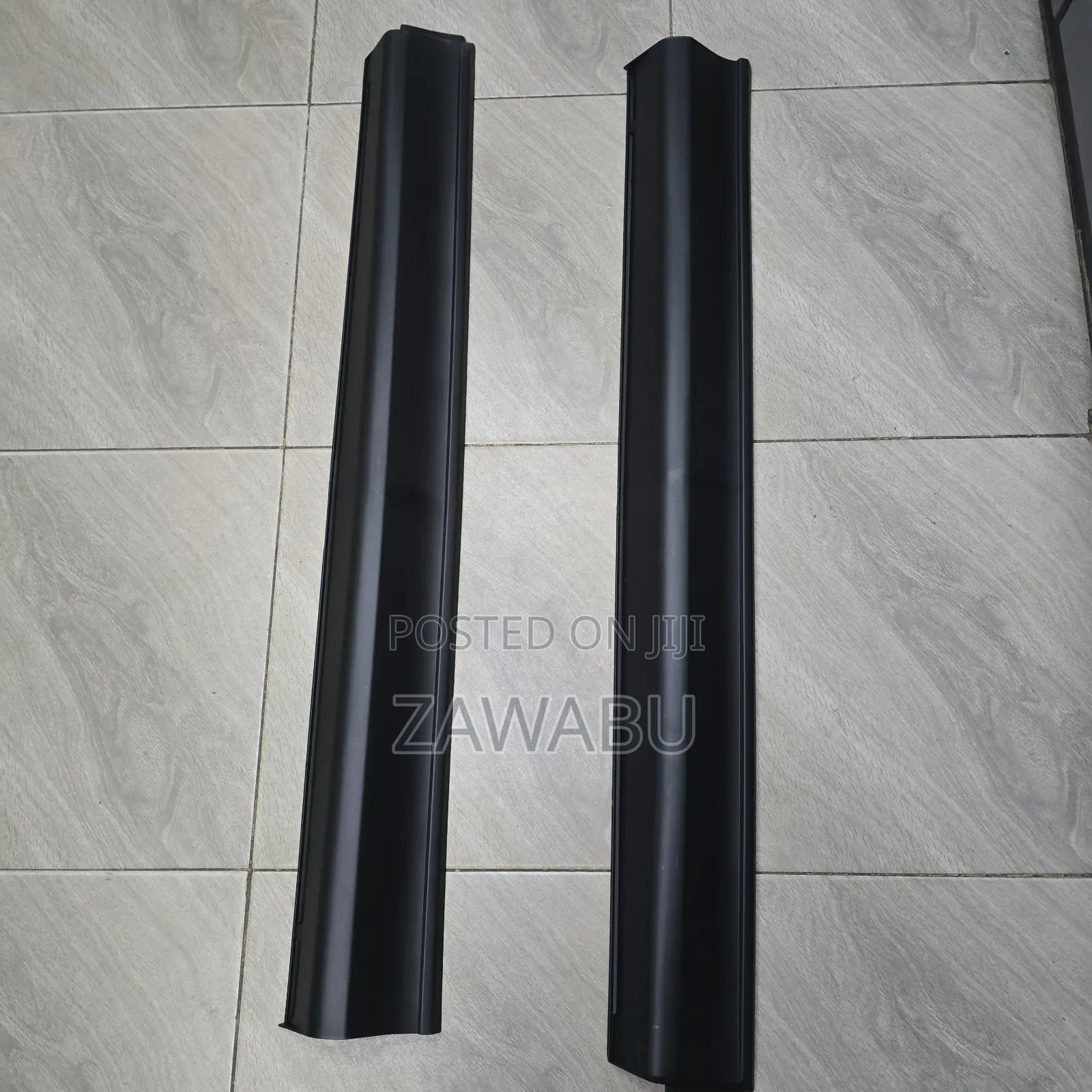 Mazda Cx-5 2017 on Front Door Moulding
