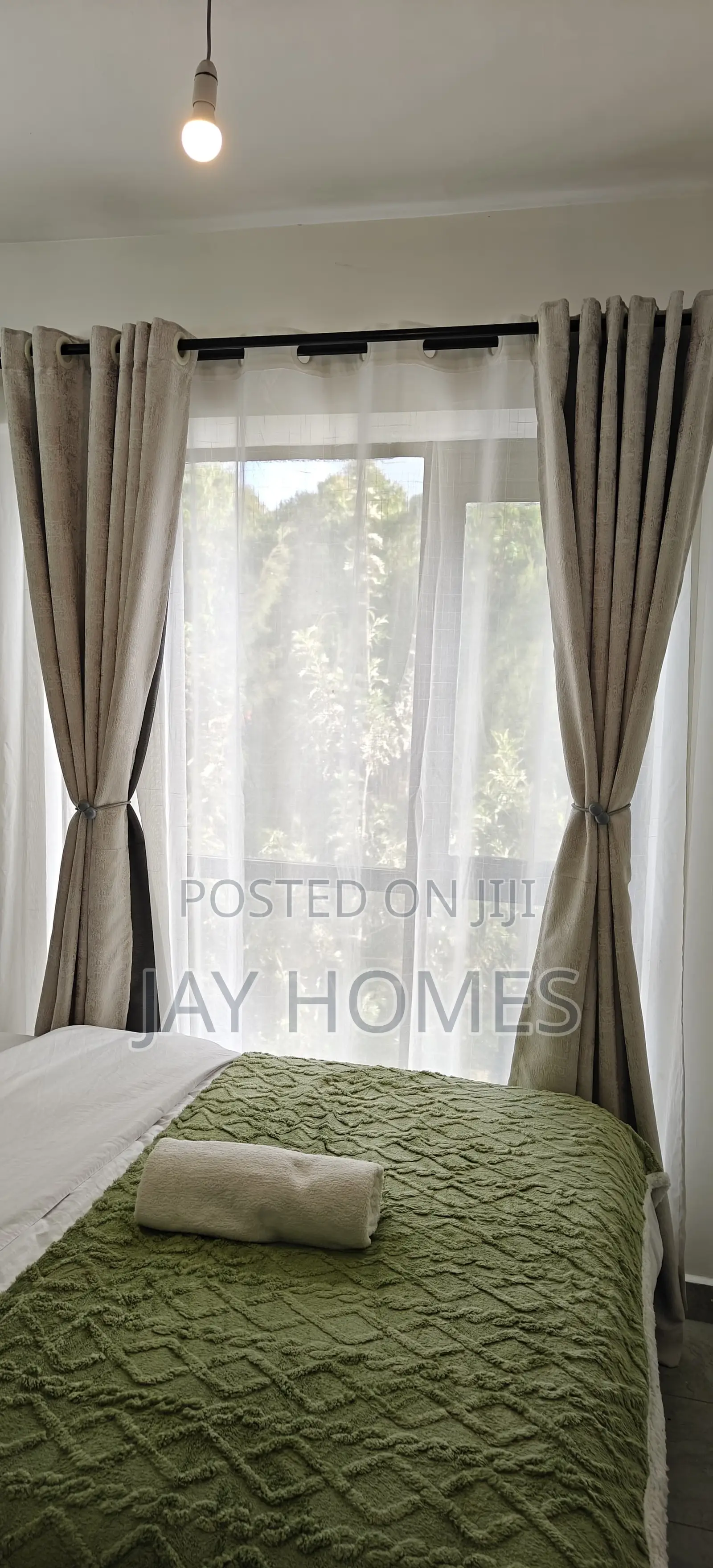 Cozy Studio Near Karen | Pool, Wifi Parking