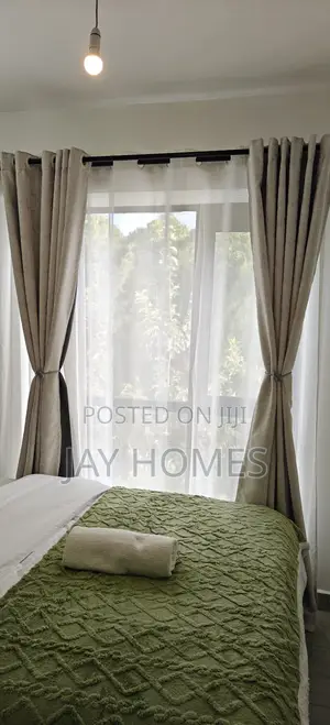 Cozy Studio Near Karen | Pool, Wifi Parking