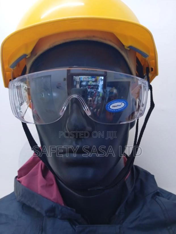 Poly Carbonate Safety Glasses - thumbnail 2
