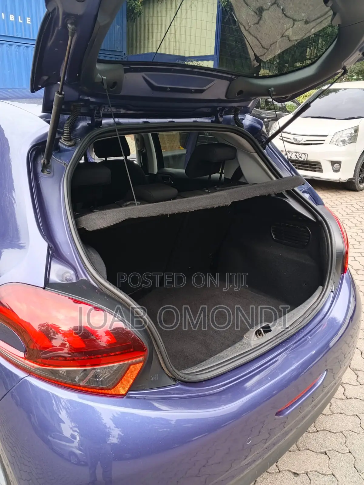 Peugeot 208 2016 Blue