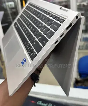Laptop HP EliteBook 830 G8 16GB Intel Core i7 SSD 512GB