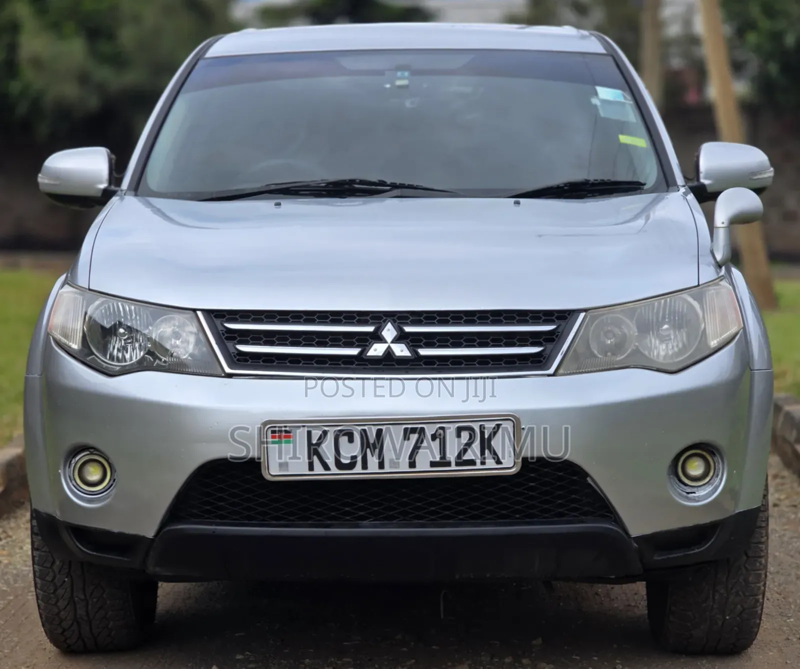 Mitsubishi Outlander 2010 Silver