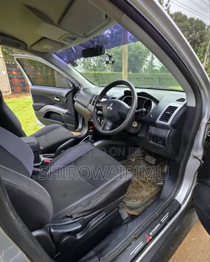Mitsubishi Outlander 2010 Silver