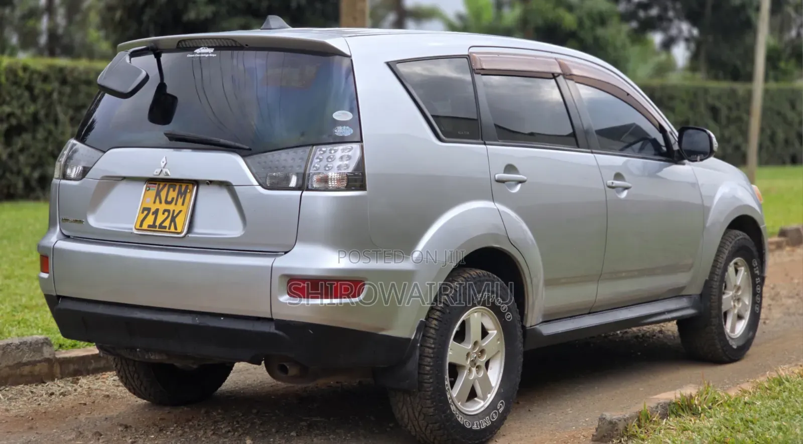 Mitsubishi Outlander 2010 Silver