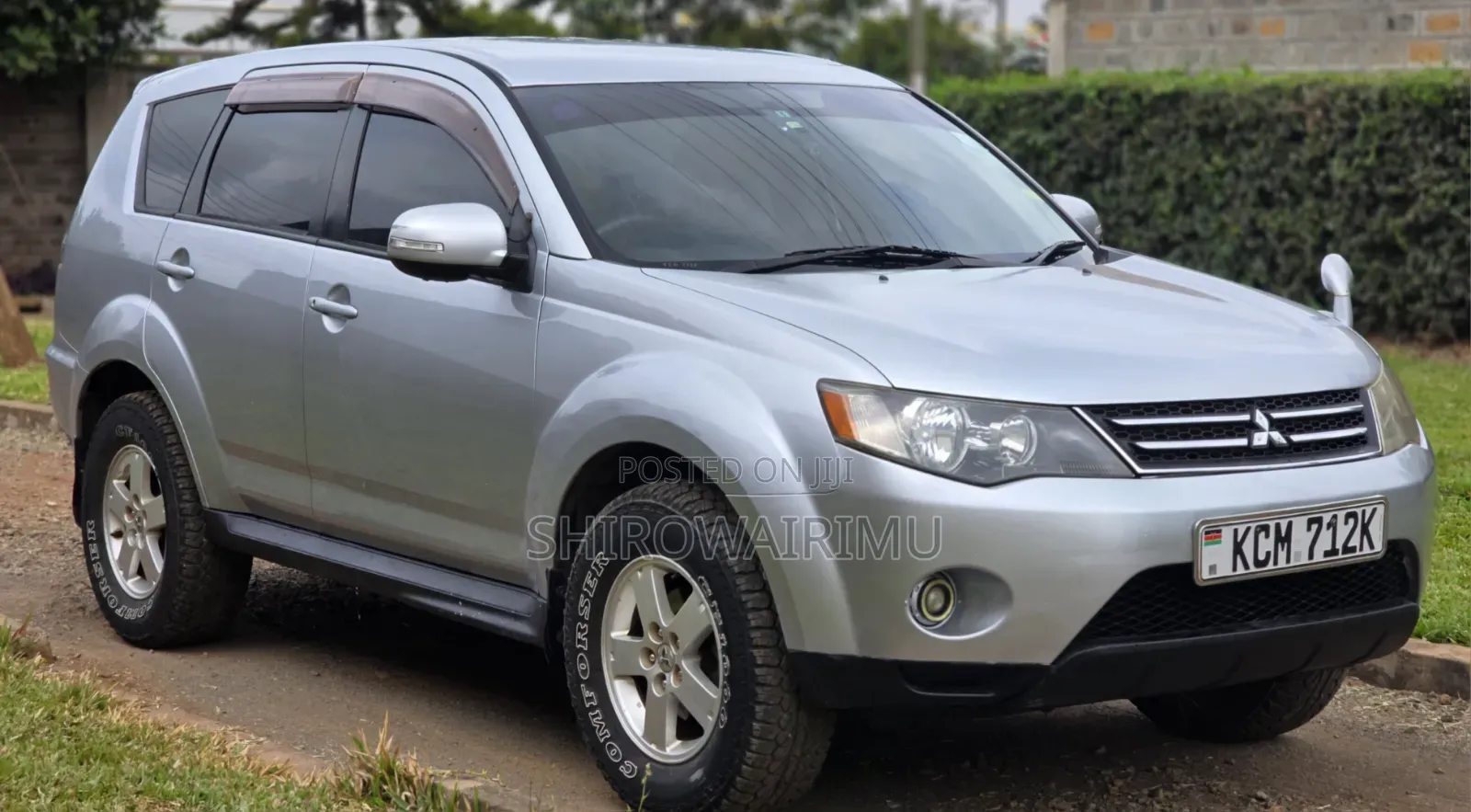 Mitsubishi Outlander 2010 Silver