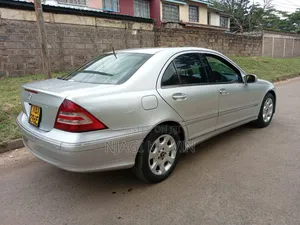 Mercedes-Benz C180 2006 Silver