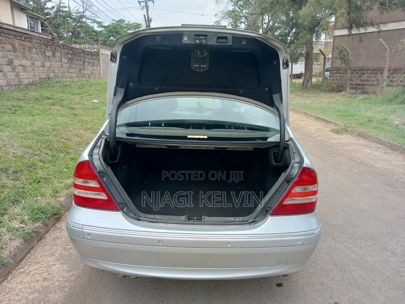 Mercedes-Benz C180 2006 Silver