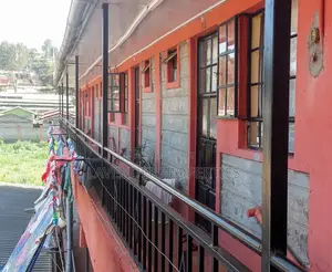 1bdrm Bedsitter in Ndumbuini Apartment, Uthiru for rent