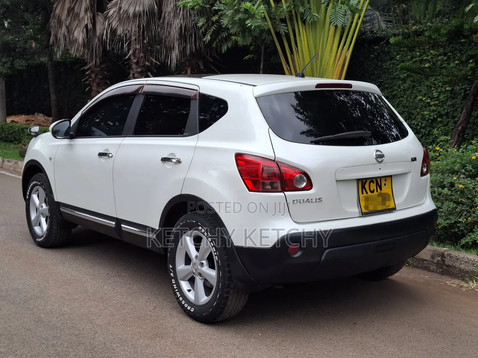 Nissan Dualis 2010 White