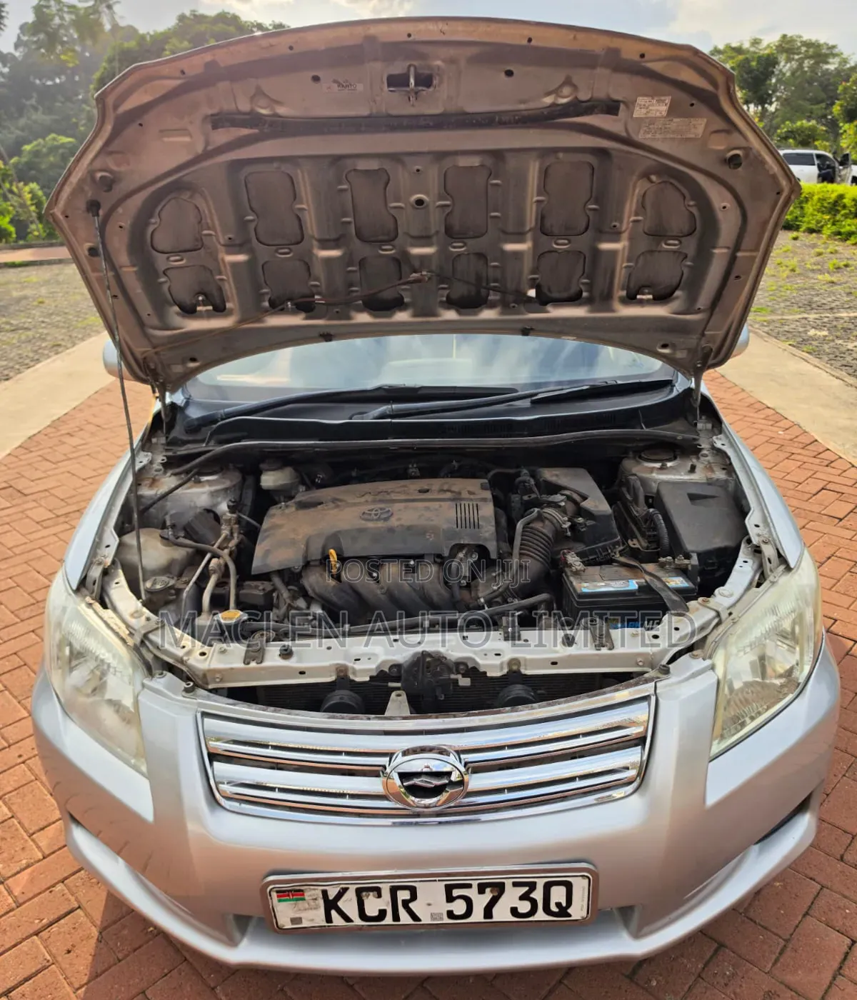 Toyota Axio 2012 Silver