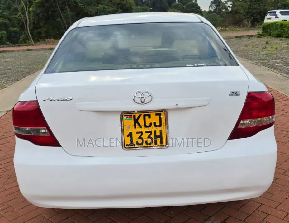 Toyota Axio 2011 White
