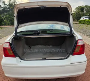 Toyota Premio 2005 White