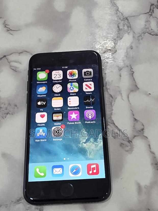 Apple iPhone 7 32 GB Black - thumbnail 2