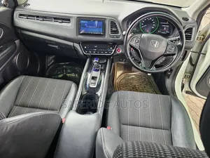Honda Vezel 2016 Pearl