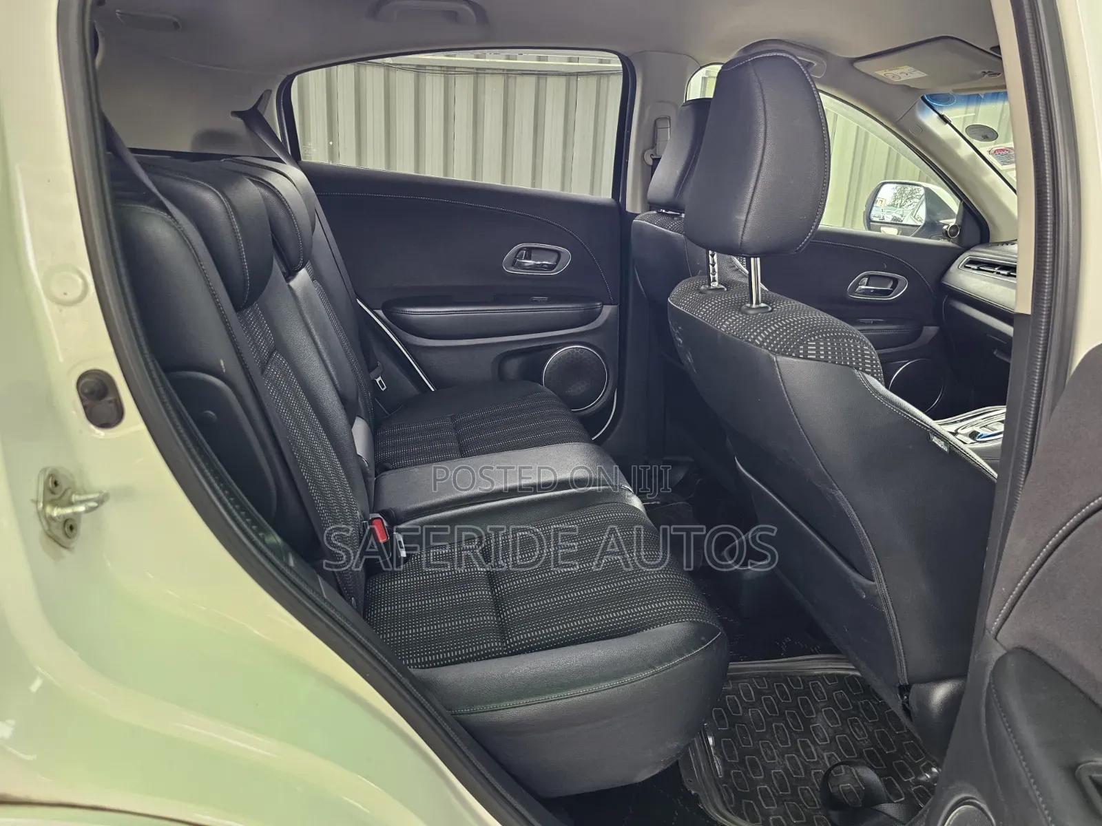 Honda Vezel 2016 Pearl