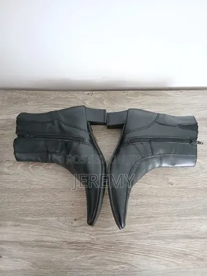 Stylish Black Heel Boots