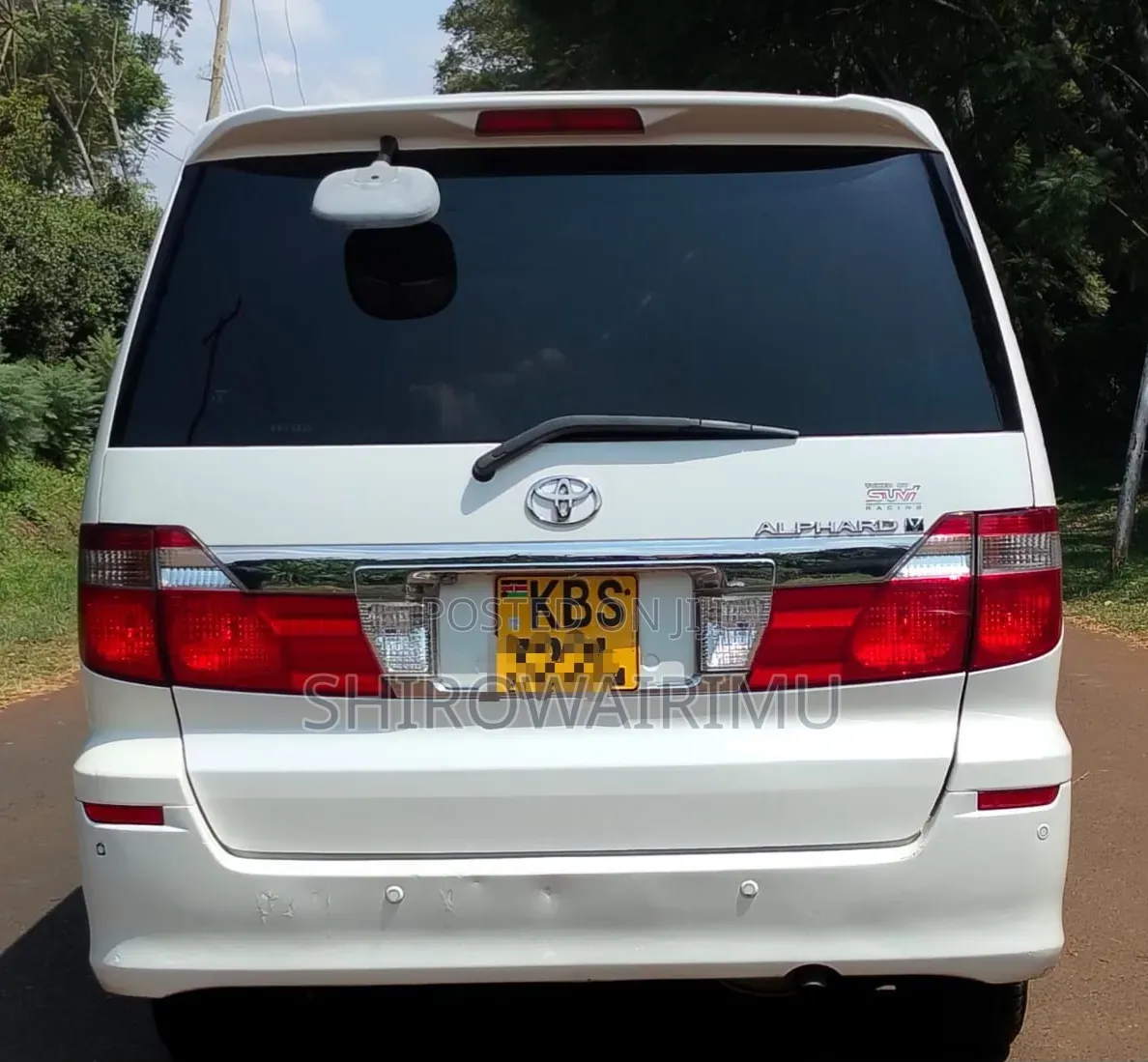 Toyota Alphard 2006  White 