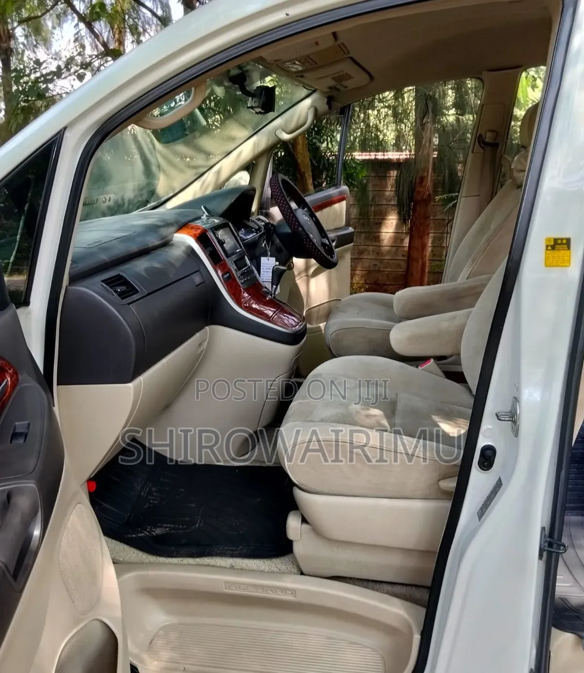 Toyota Alphard 2006  White 