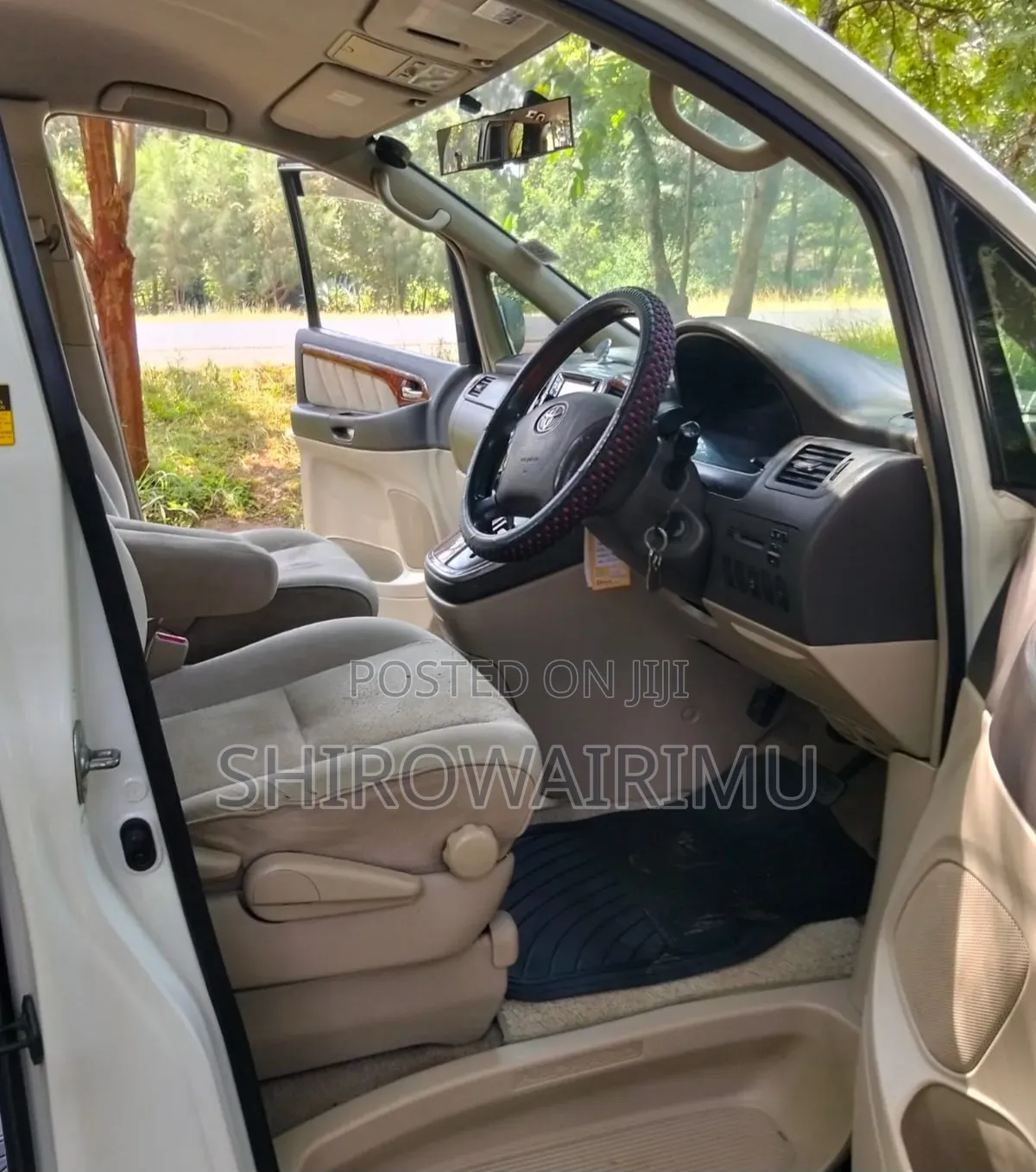 Toyota Alphard 2006  White 