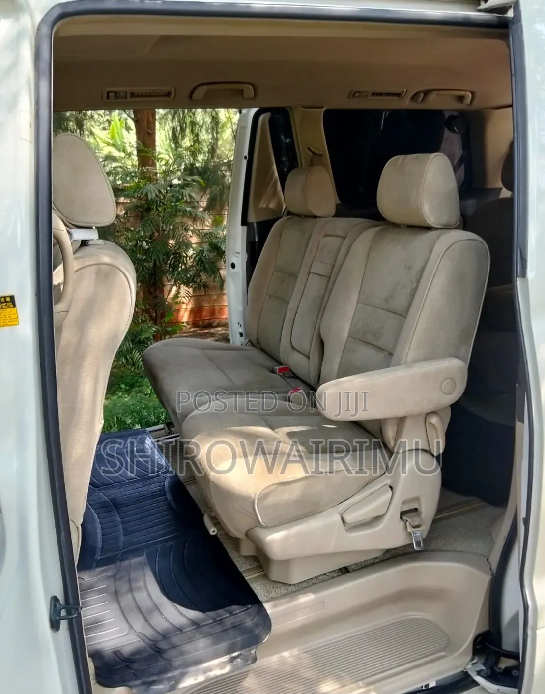 Toyota Alphard 2006  White 