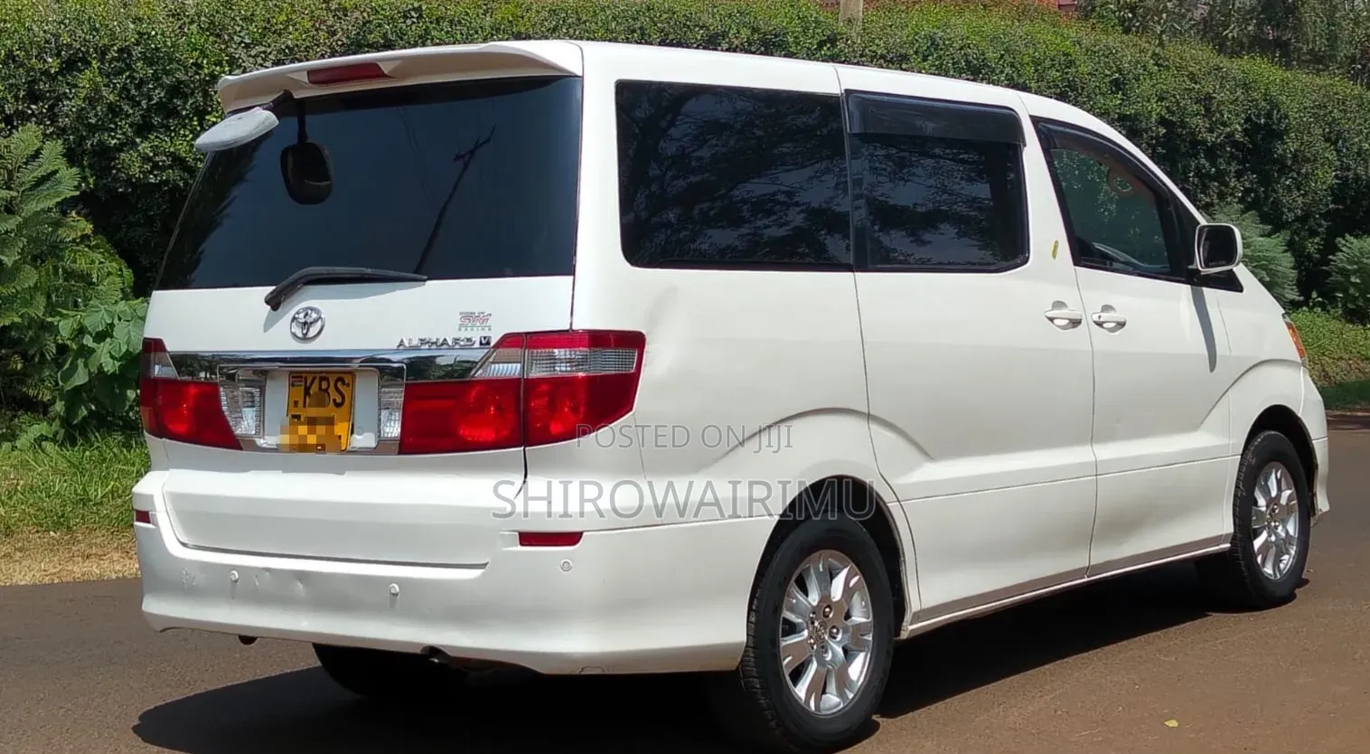 Toyota Alphard 2006  White 
