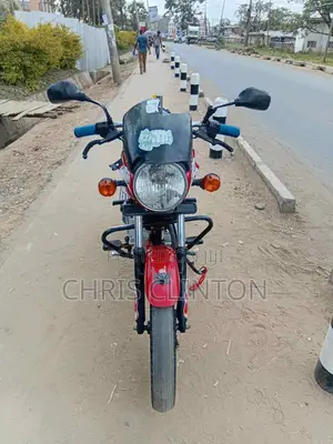 Bajaj Boxer 2024 Red
