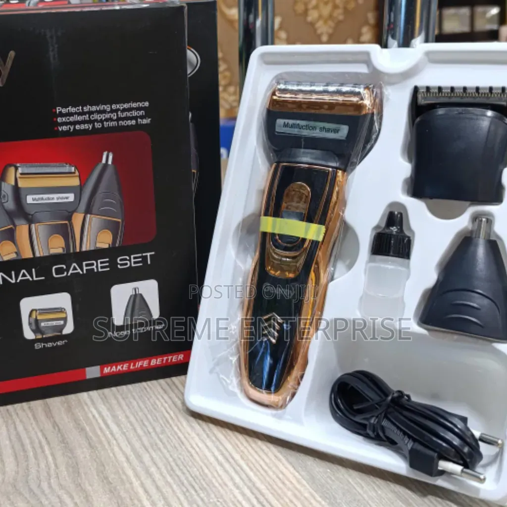 Geemyrechargeable Shaver and Trimmer Set.