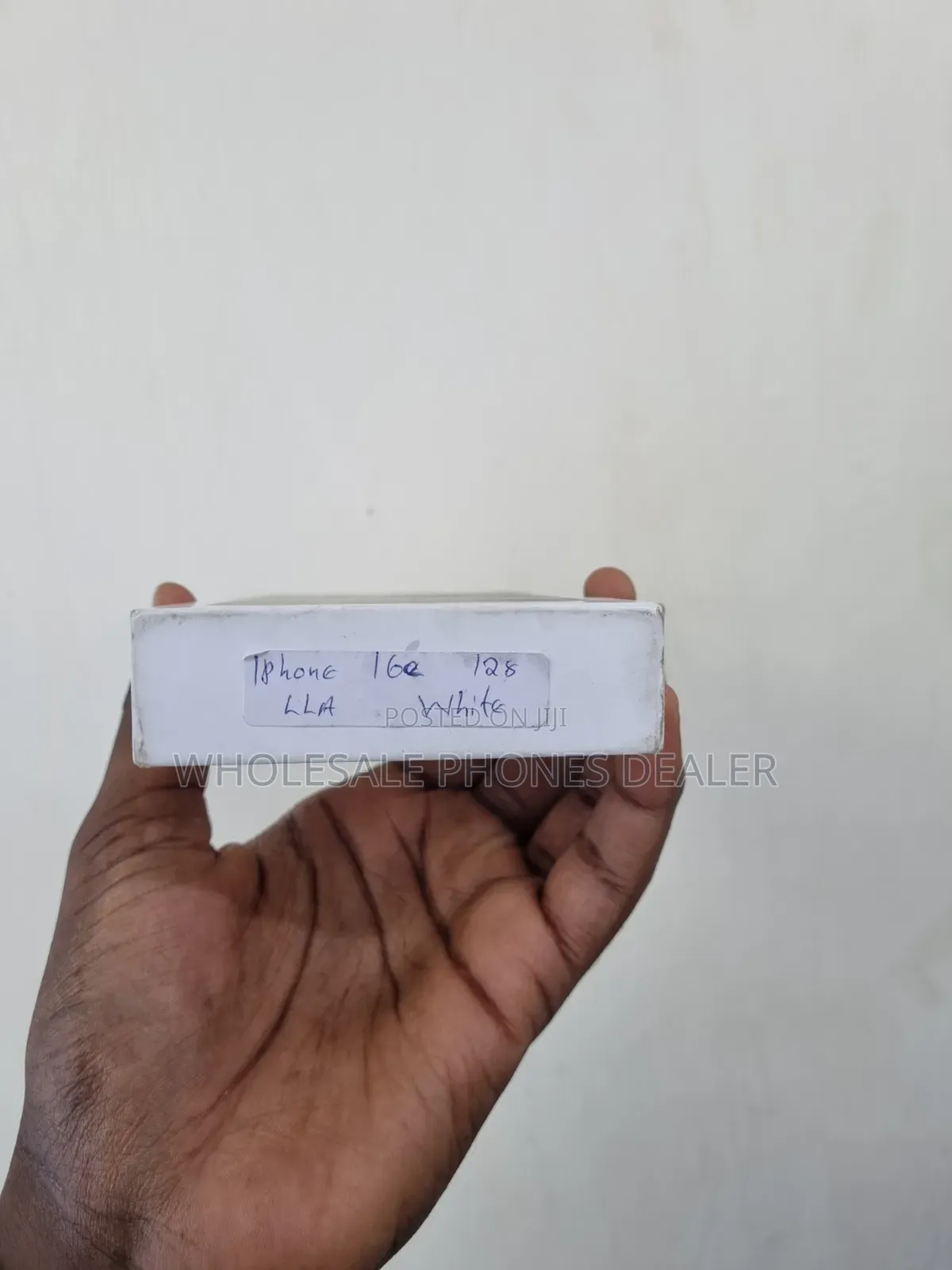 New Apple iPhone 16e 128 GB White