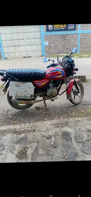 Bajaj Boxer 2024 Red