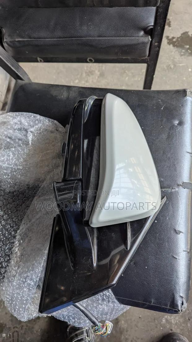 Toyota Harrier 2018 Sidemirror - main view