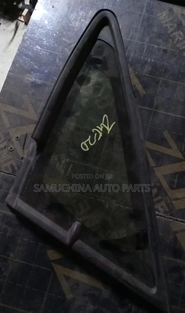 Quarter Glass Toyota Wish