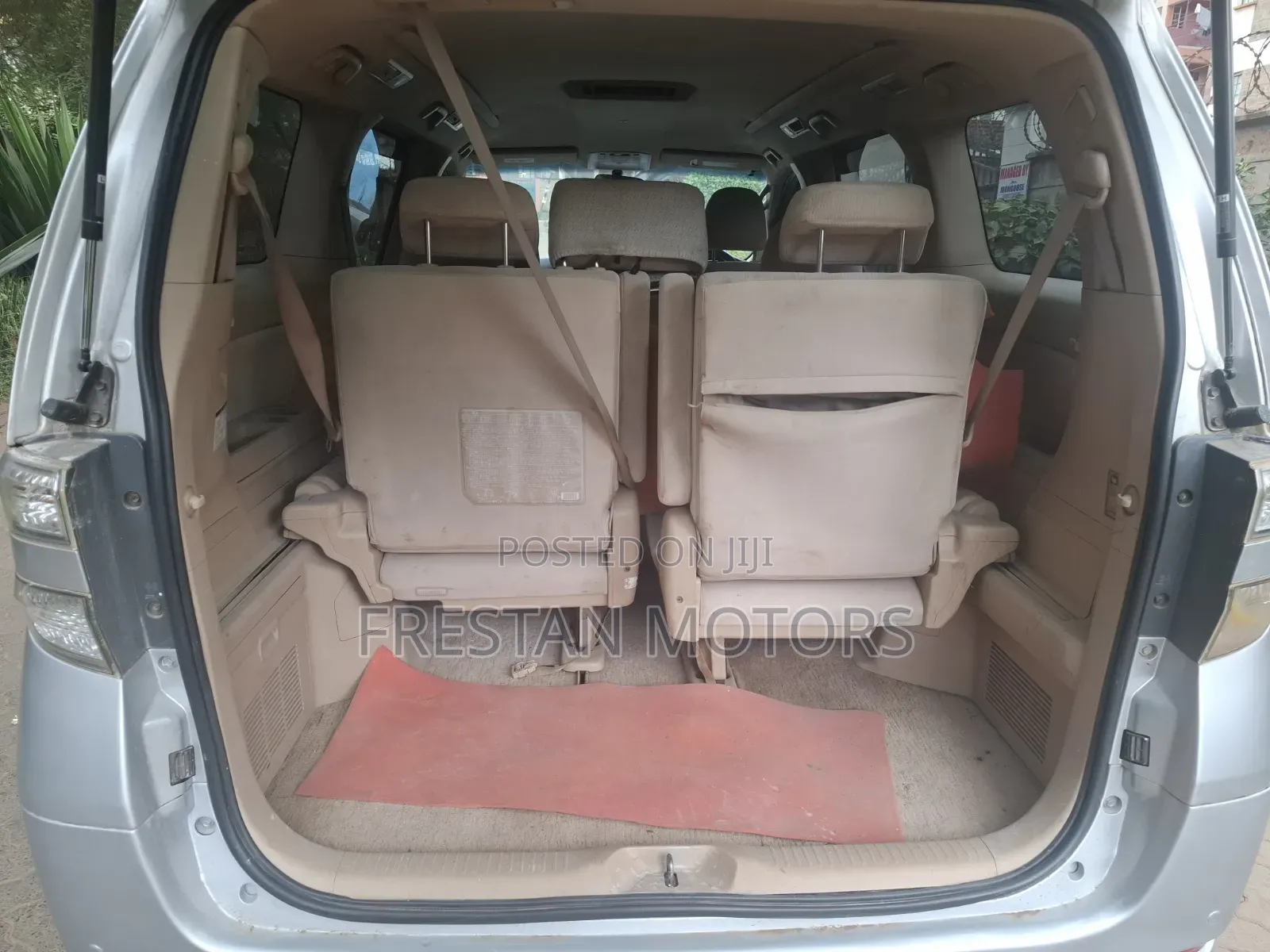 Toyota Alphard 2009 Silver