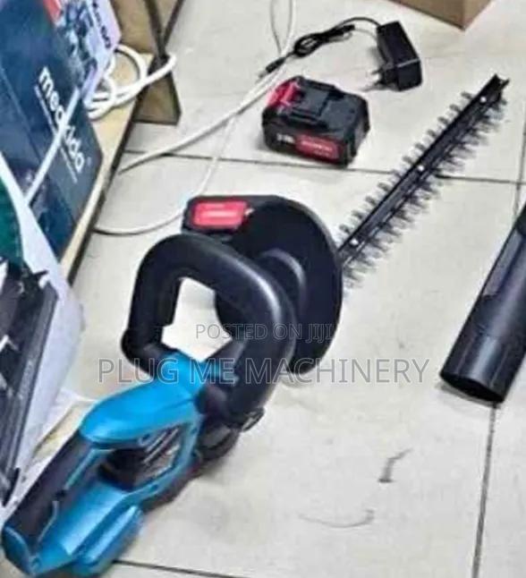 High Value Cordless Makita Hedge Trimmer / Available Trimmer