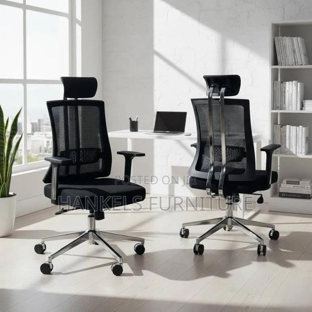 Ergonomic High-Back Office Chair – Mesh Chair With Lumbar Support
