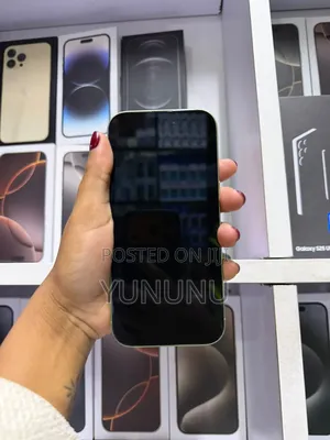 Apple iPhone 17 256 GB Green