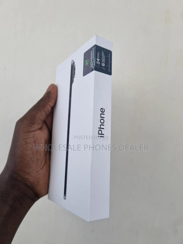 New Apple iPhone 17 256 GB Black - thumbnail 3