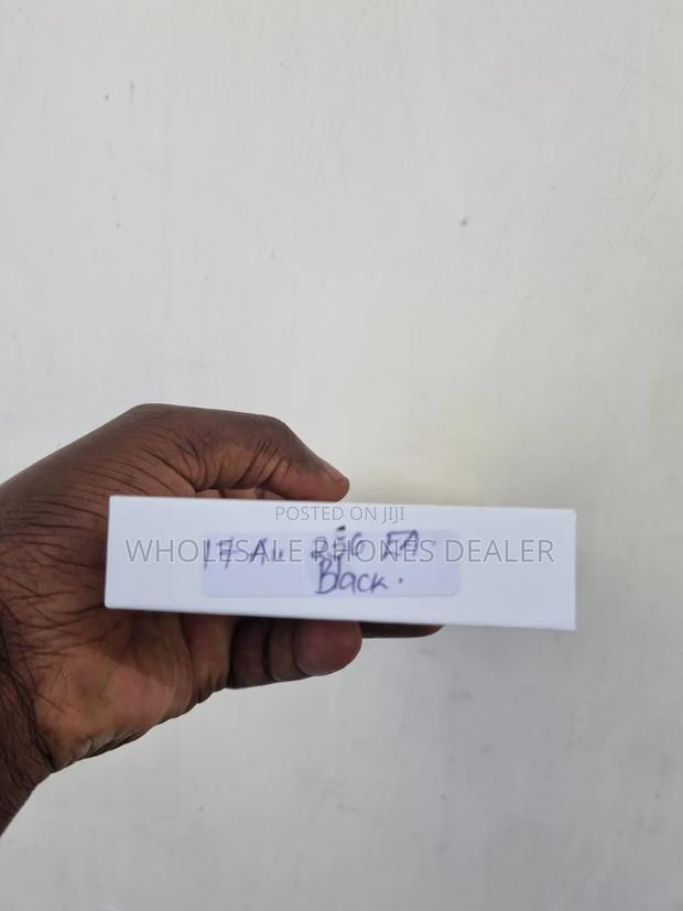 New Apple iPhone 17 256 GB Black - thumbnail 5