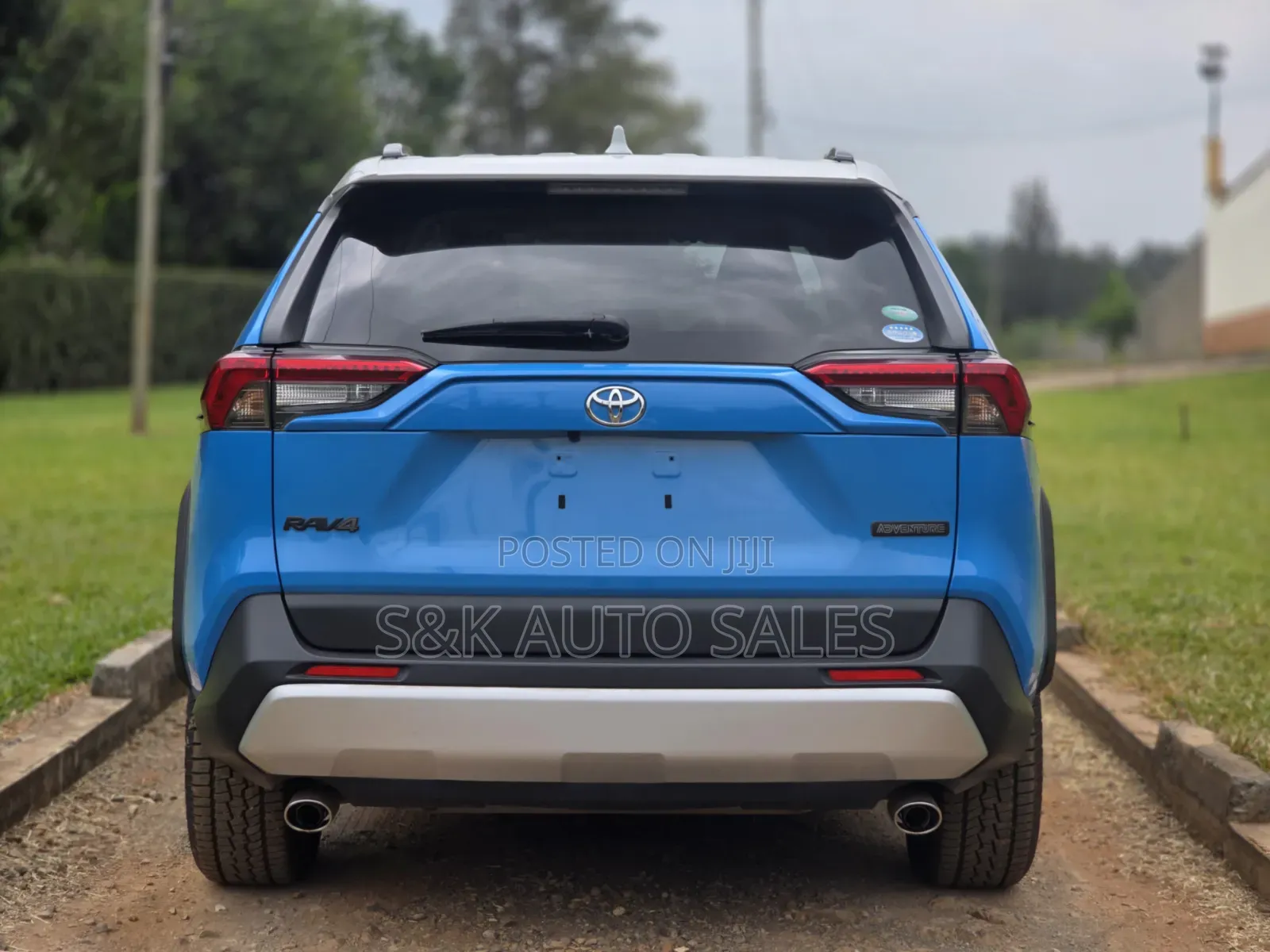 Toyota RAV4 2019 Blue